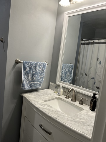 Entire Place 4Bed.3Bath