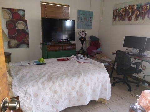 Private Room in 1Bed.1Bath
