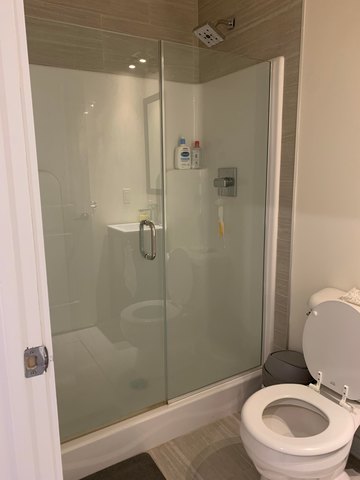 Private Room in 3Bed.3Bath