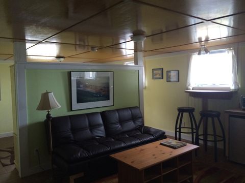 Private Room in 1Bed.1Bath