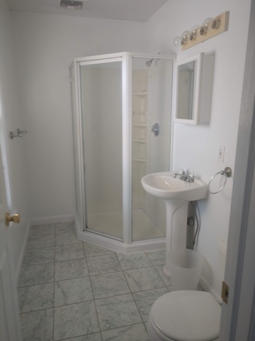 Private Room in 3Bed.3Bath