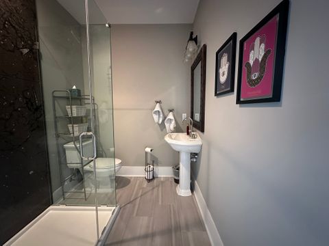 Entire Place 1Bed.1Bath
