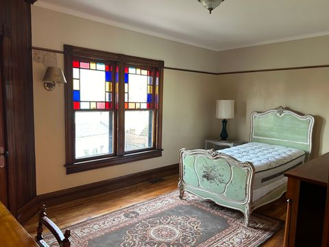Private Room in 3Bed.1Bath