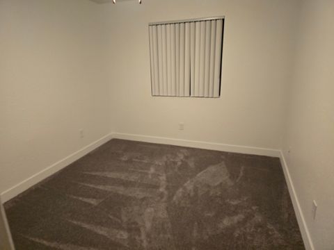 Private Room in 2Bed.2Bath