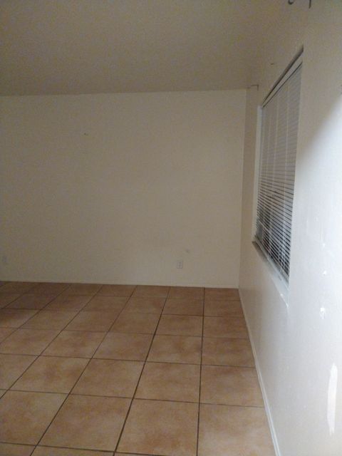 Private Room in 2Bed.2Bath