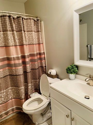 Private Room in 2Bed.1Bath