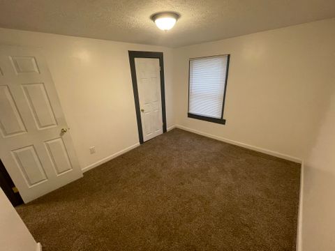 Private Room in 5Bed.1.5Bath