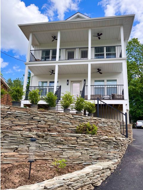 Entire Place 3Bed.2.5Bath