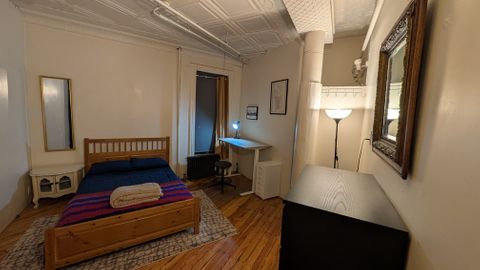 Private Room in 3Bed.1Bath