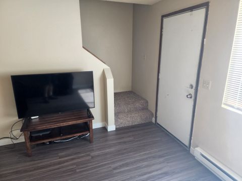 Private Room in 2Bed.2Bath