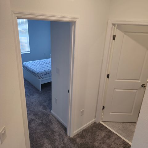 Private Room in 1Bed.1Bath