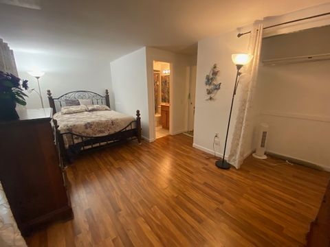 Private Room in 2Bed.2.5Bath