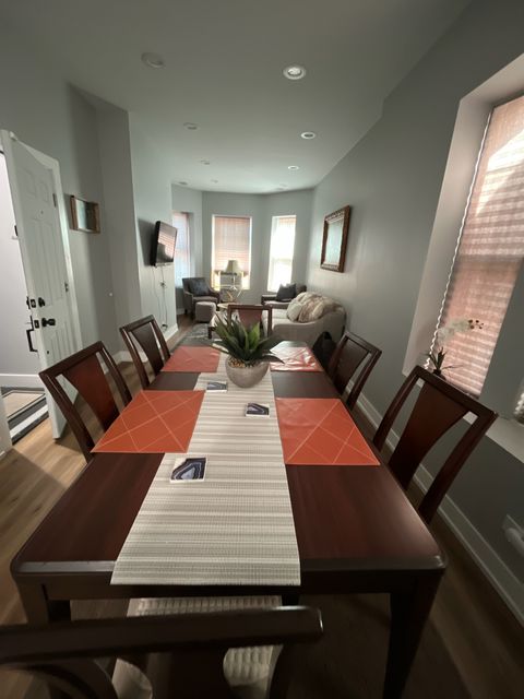 Entire Place 4Bed.1Bath