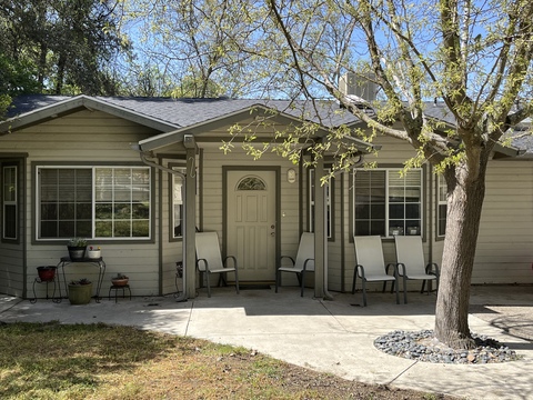 Private Room in 2Bed.2Bath