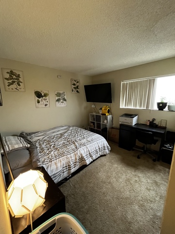 Private Room in 2Bed.1Bath