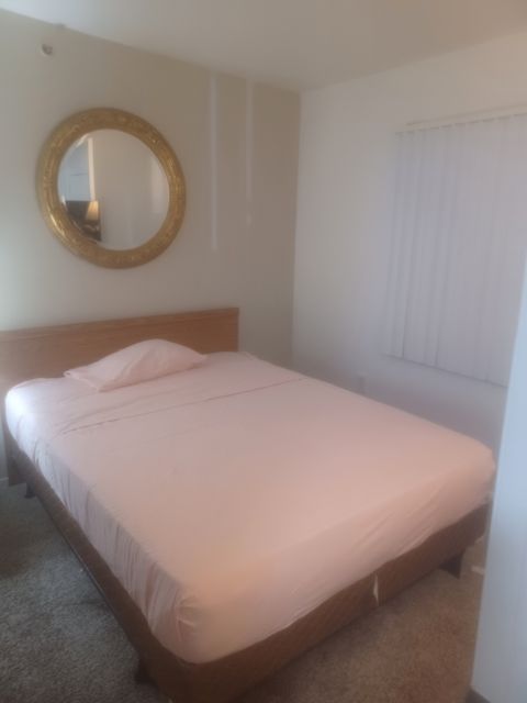 Private Room in 1Bed.1Bath