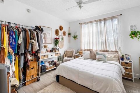 Private Room in 2Bed.2Bath