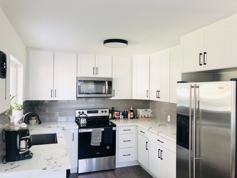 Private Room in 3Bed.1Bath
