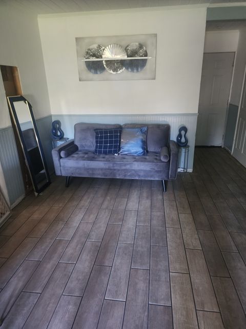 Room4Bed.1.5Bath