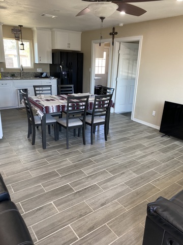 Entire Place 3Bed.1Bath