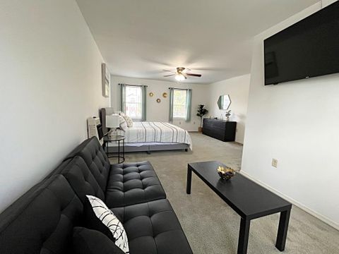 Room3Bed.1.5Bath