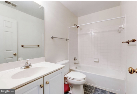 Private Room in 2Bed.1Bath