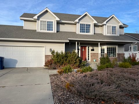 Entire Place 4Bed.2.5Bath