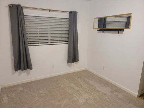 Private Room in 1Bed.2Bath