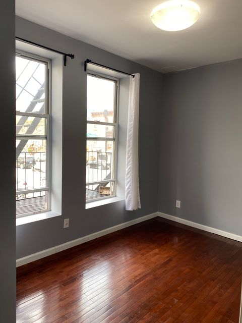 Private Room in 3Bed.2Bath
