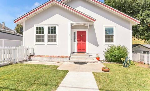 Entire Place 4Bed.2.5Bath