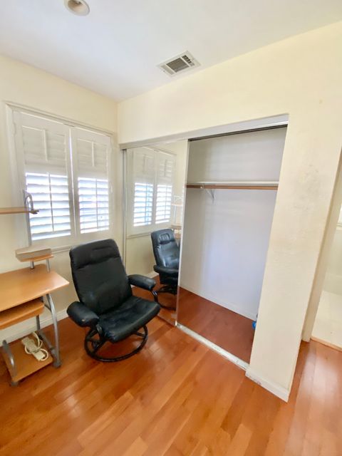 Private Room in 1Bed.1Bath