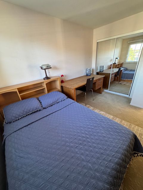 Private Room in 3Bed.2.5Bath