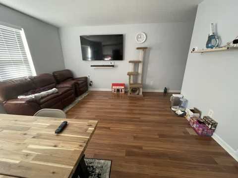Private Room in 3Bed.2.5Bath