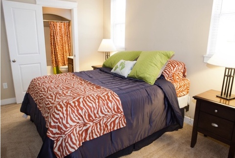 Private Room in 3Bed.3Bath