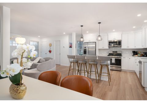 Entire Place 4Bed.3.5Bath