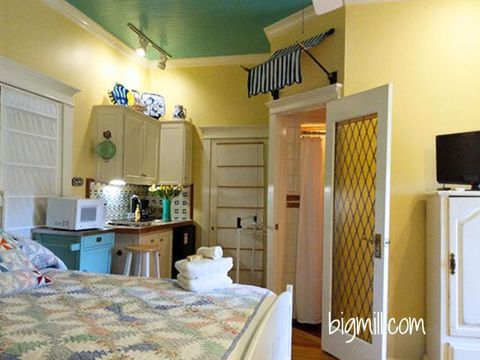 Private Room in 1Bed.1Bath
