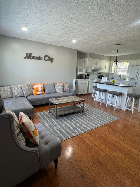Entire Place 3Bed.1.5Bath