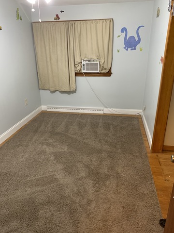 Entire Place 4Bed.1Bath