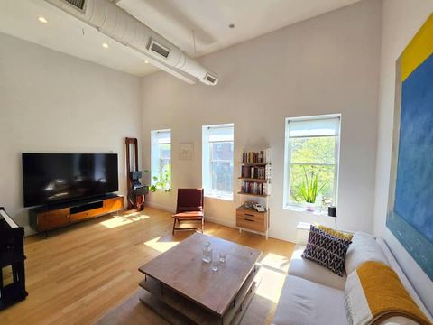Private Room in 2Bed.2Bath
