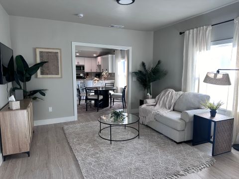 Entire Place 2Bed.1Bath