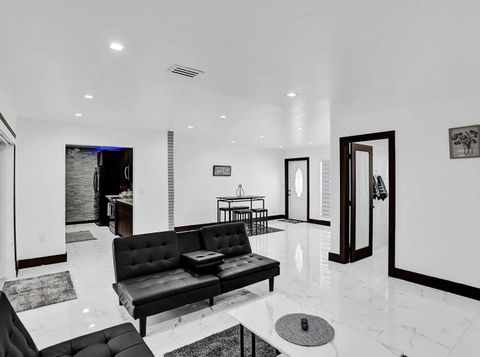 Entire Place 3Bed.3Bath
