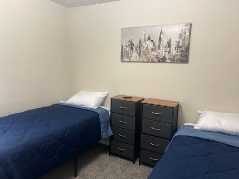 Shared Room in 4Bed.2Bath