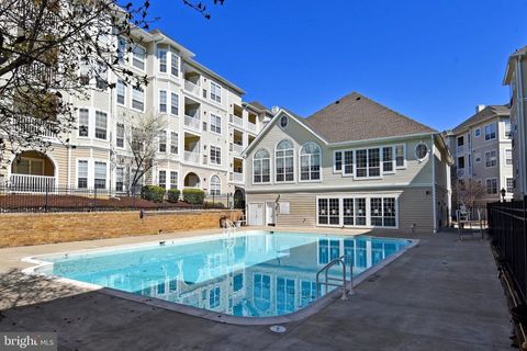 Private Room in 2Bed.2Bath