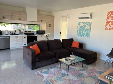 Entire Place 1Bed.1Bath