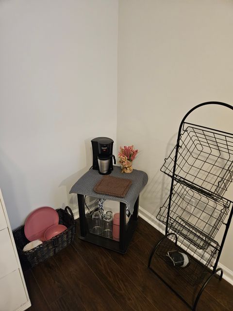 Room1Bed.1Bath