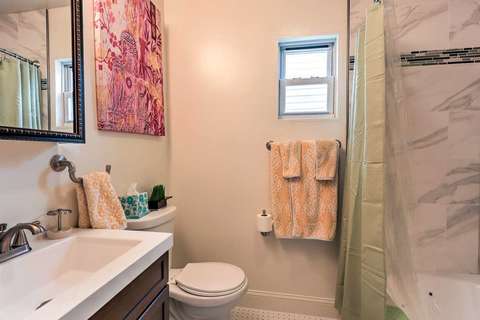 Entire Place 2Bed.1Bath