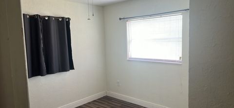 Entire Place 3Bed.1Bath