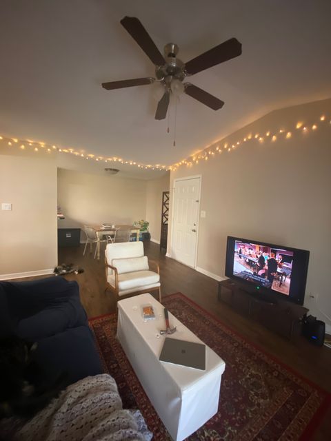 Private Room in 2Bed.2Bath