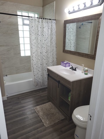 Entire Place 2Bed.1Bath