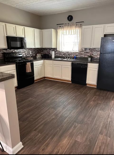 Private Room in 3Bed.2.5Bath